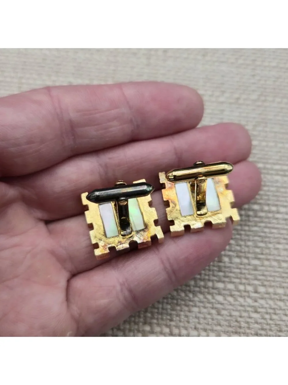 Vintage Gold Tone Mother of Pearl Checkerboard Square Cufflinks Mens Jewelry A80